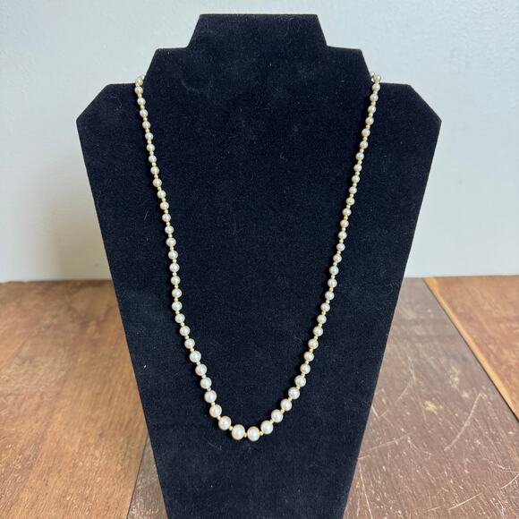 Marvella 22 inch‎ Long Vintage Graduated Genuine Pearl Necklace - Picture 1 of 5